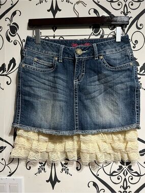 Mossimo Supply Co. Blue Denim Mini Skirt with Cream Lace Ruffle
